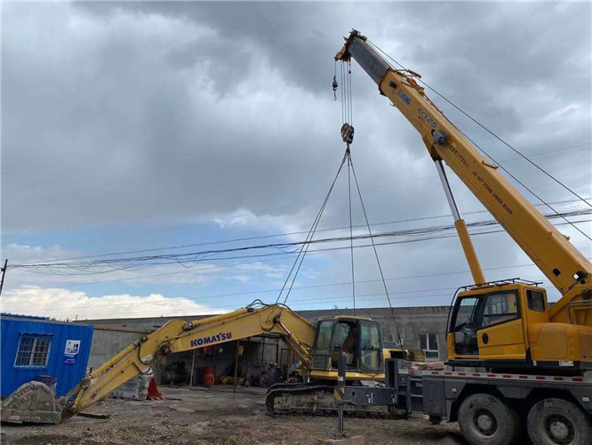 隆回县25吨吊车的工作半径是多少？