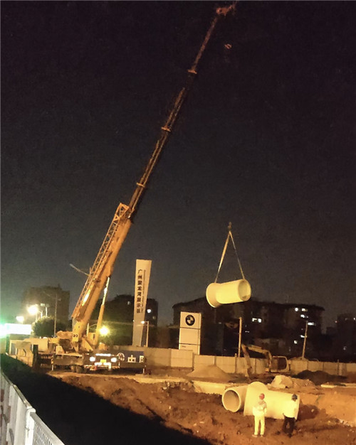 隆回县“弯臂矫正”—— 吊车的 “形变补偿” 技术